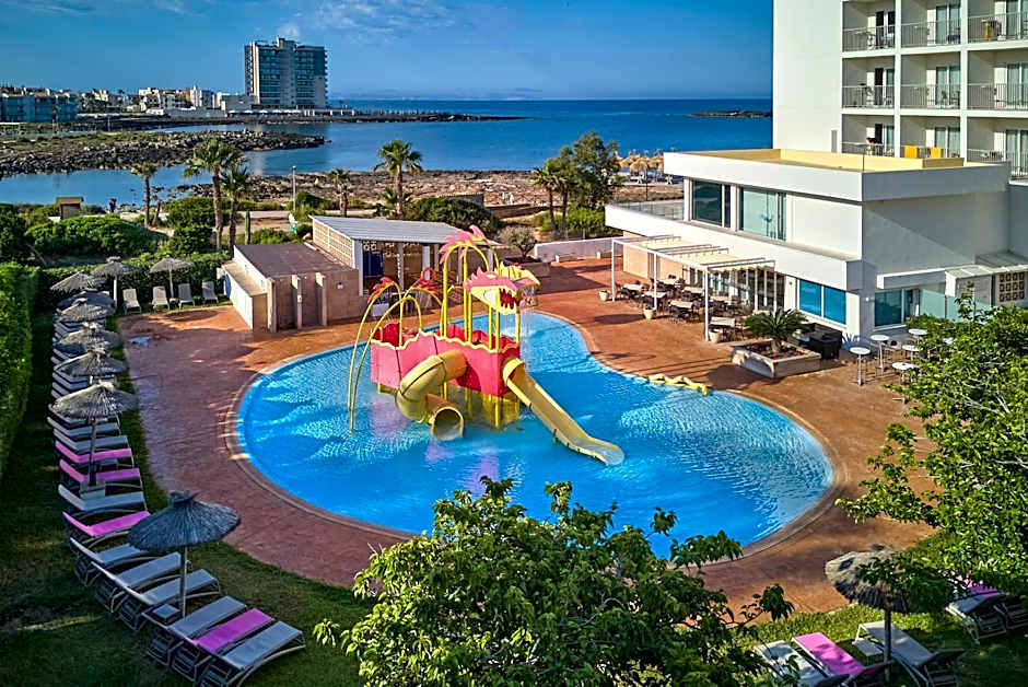 Universal Hotel Romantica