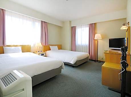 Twin Room B - Non-Smoking