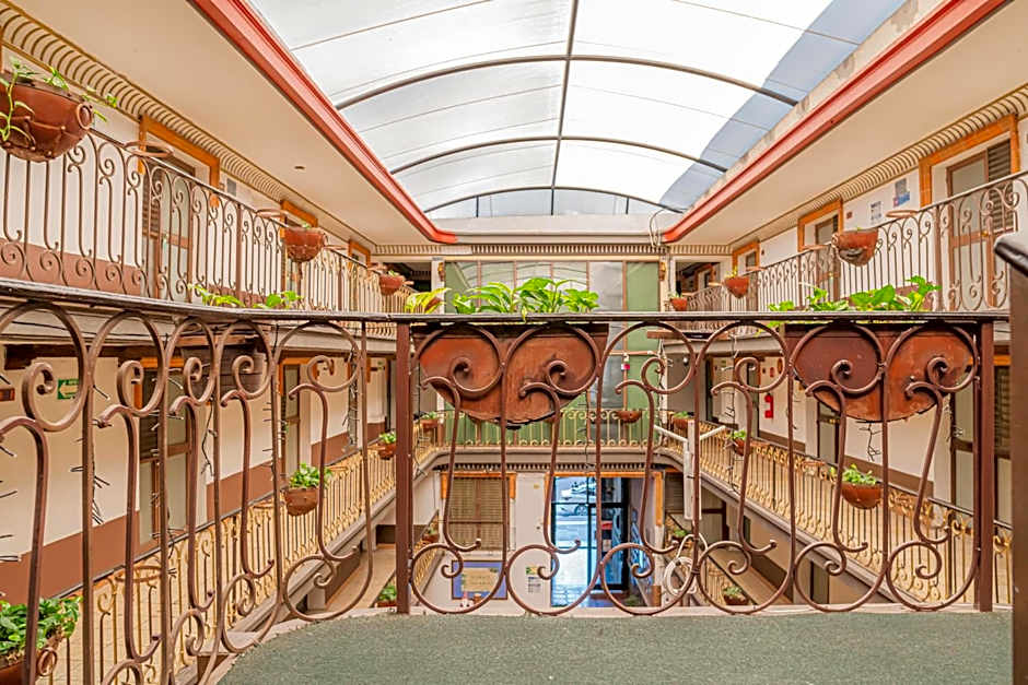 HOTEL ZAPOTLAN