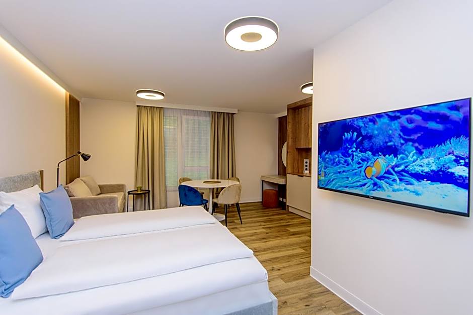 Hotel TwentyFour Living