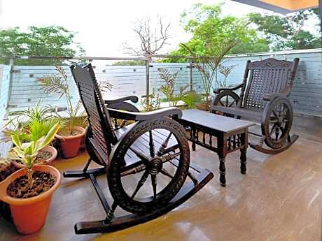 Pearl of Taj Home Stay