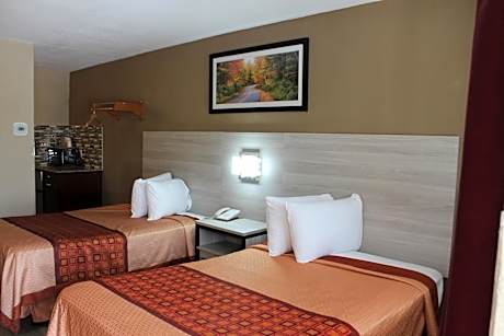 Double Room with Two Double Beds Efficiency - Non Smoking