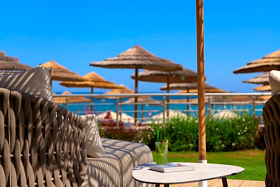 High Beach White - Adults Only