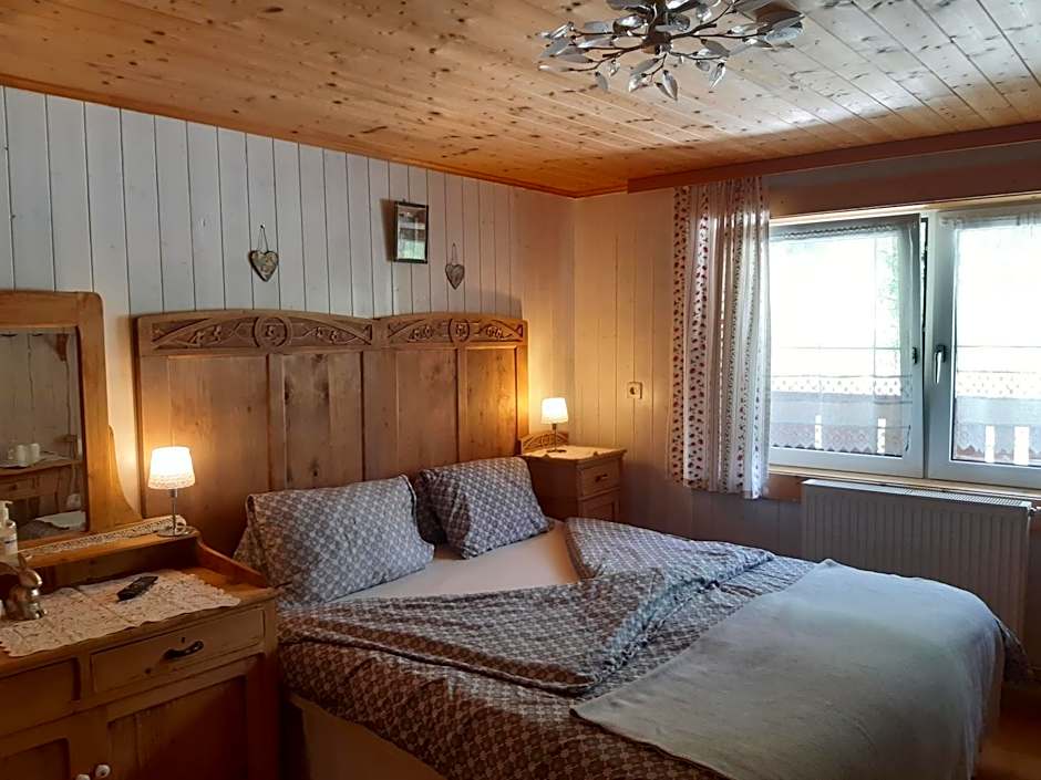 Bed & Breakfast Dolomiti Bey Haus Pinter