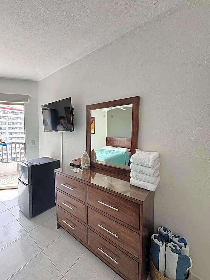 ENNA INN IXTAPA HABITACIóN VISTA AL MAR