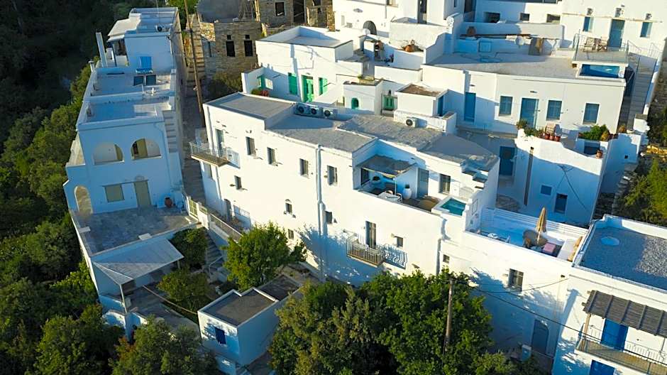 Living Theros Luxury Suites