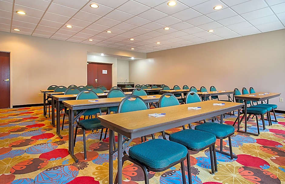 Holiday Inn Express Hotel And Suites Murphy By IHG