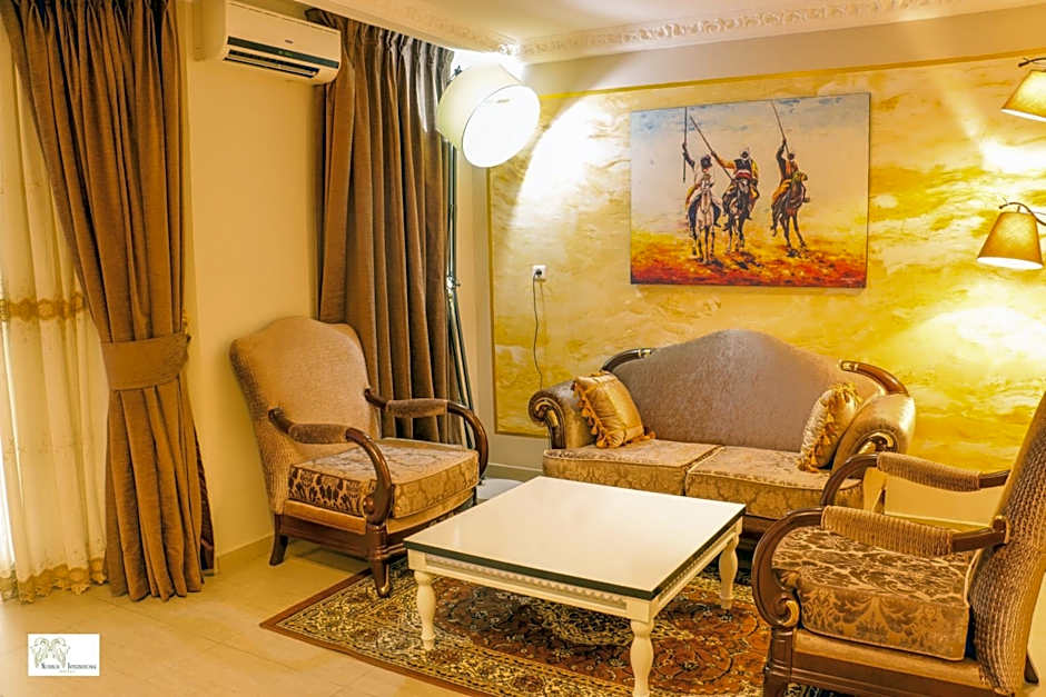 Noubou International Hotel AKWA