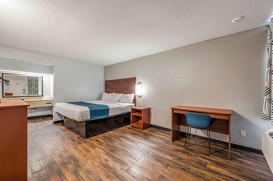 Motel 6-Tupelo, MS - Downtown