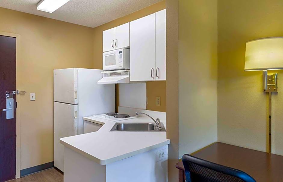 Extended Stay America Suites - Hartford - Meriden