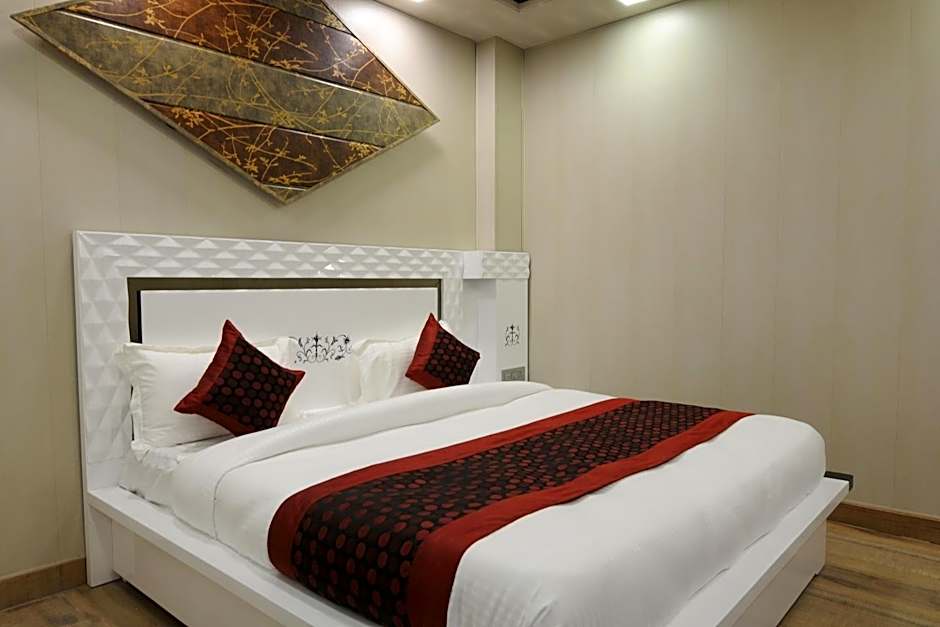 Flyover Inn By OYO Rooms – Delhi, NY