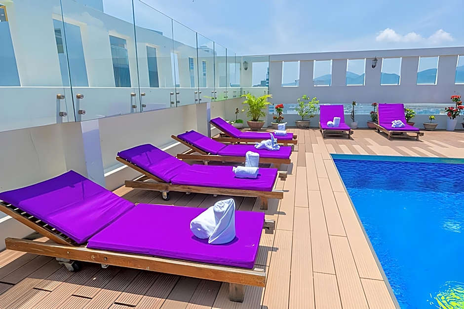 Bonjour Nha Trang Hotel