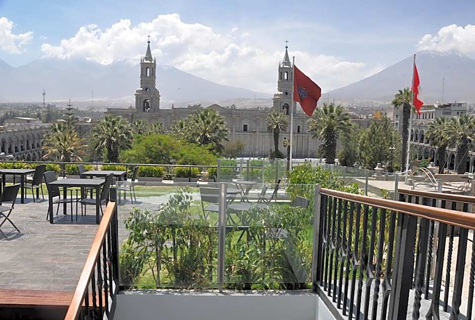 Katari Hotel at Plaza de Armas