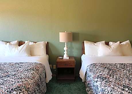 The Trail Inn - Sutton, Nebraska - US-6 HWY