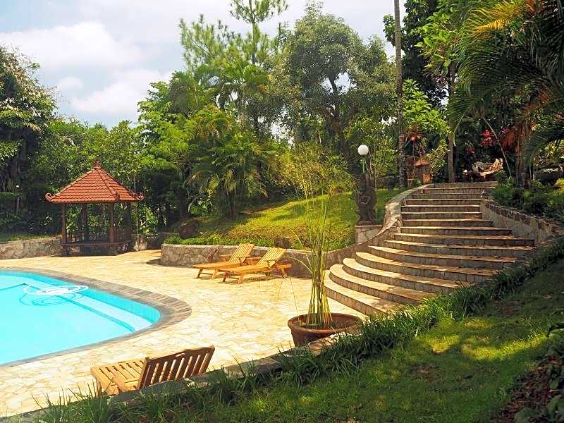 The Gecho Inn Country