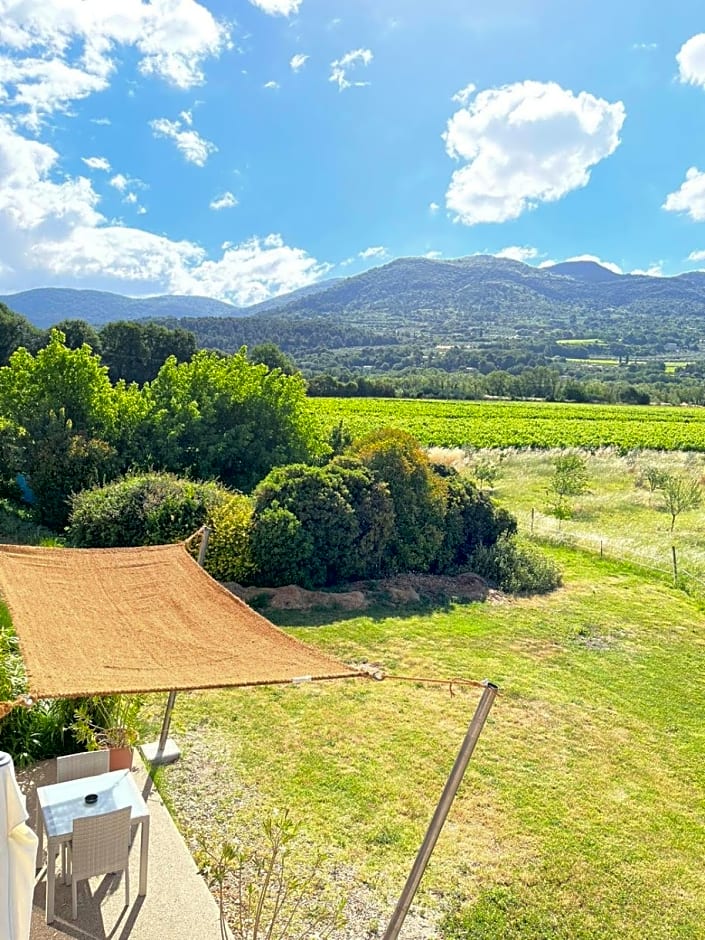 Logis Hotel La Bastide des Monges