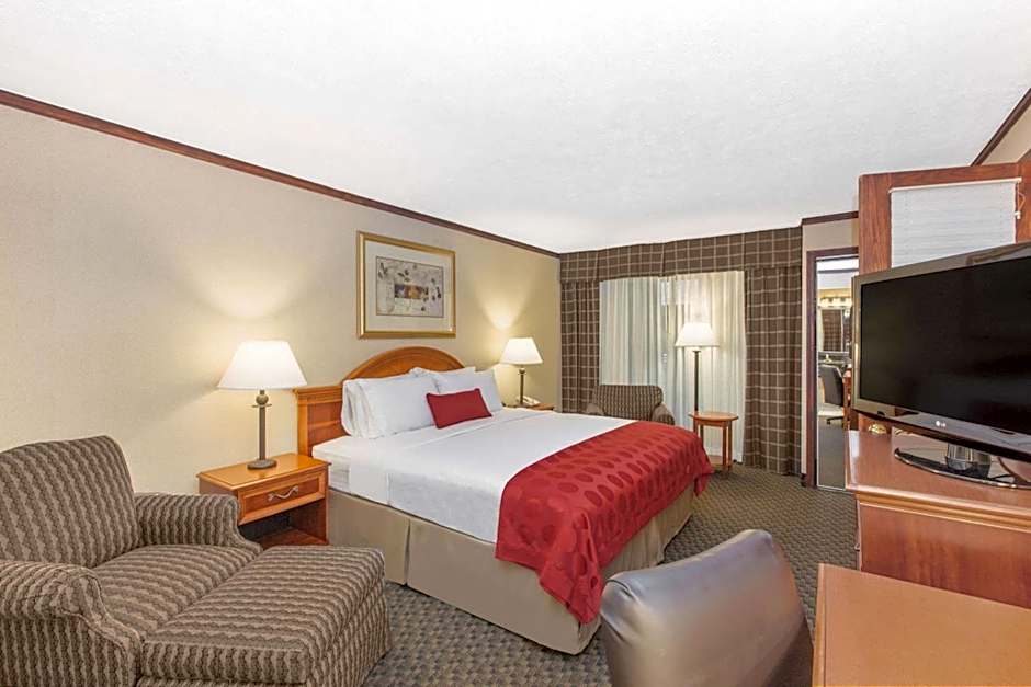 Ramada by Wyndham Midtown Grand Island