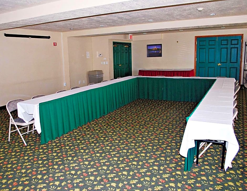 Country Inn & Suites by Radisson, West Valley City, UT