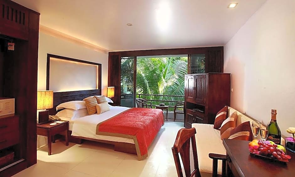 Safari Beach Hotel - SHA Extra Plus