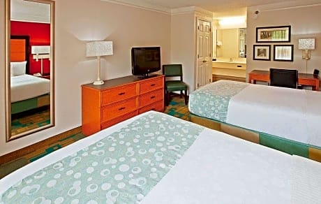 2 Double Beds Deluxe Room Non-Smoking