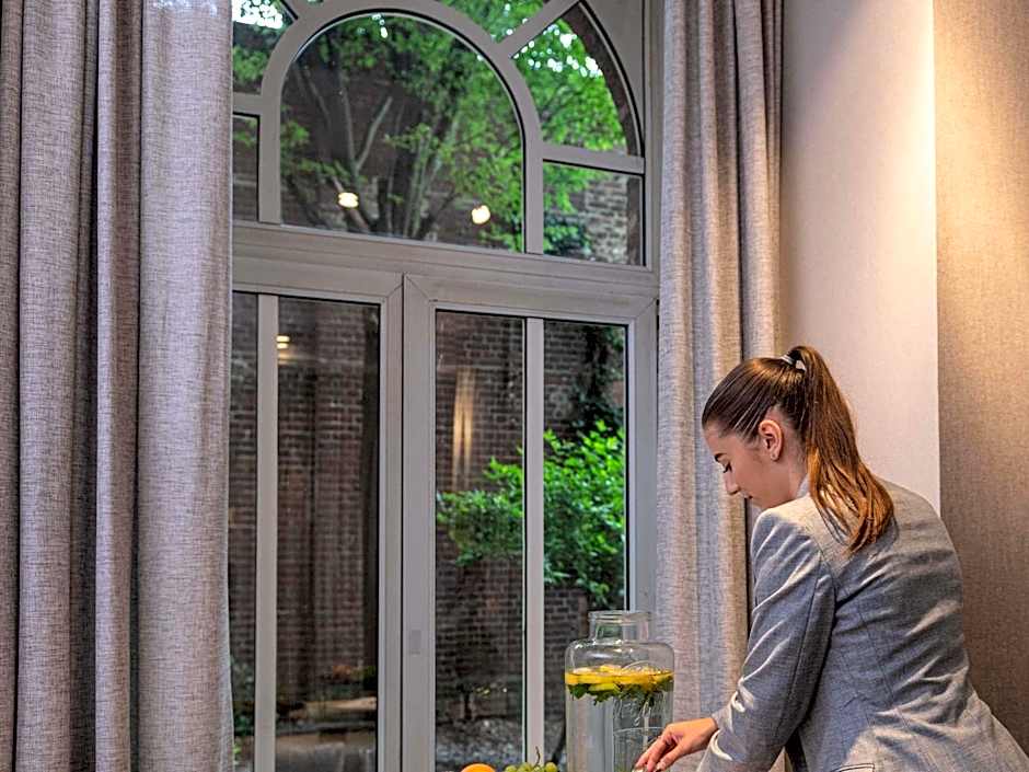 Blooma Hotel Liege Centre - Handwritten Collection