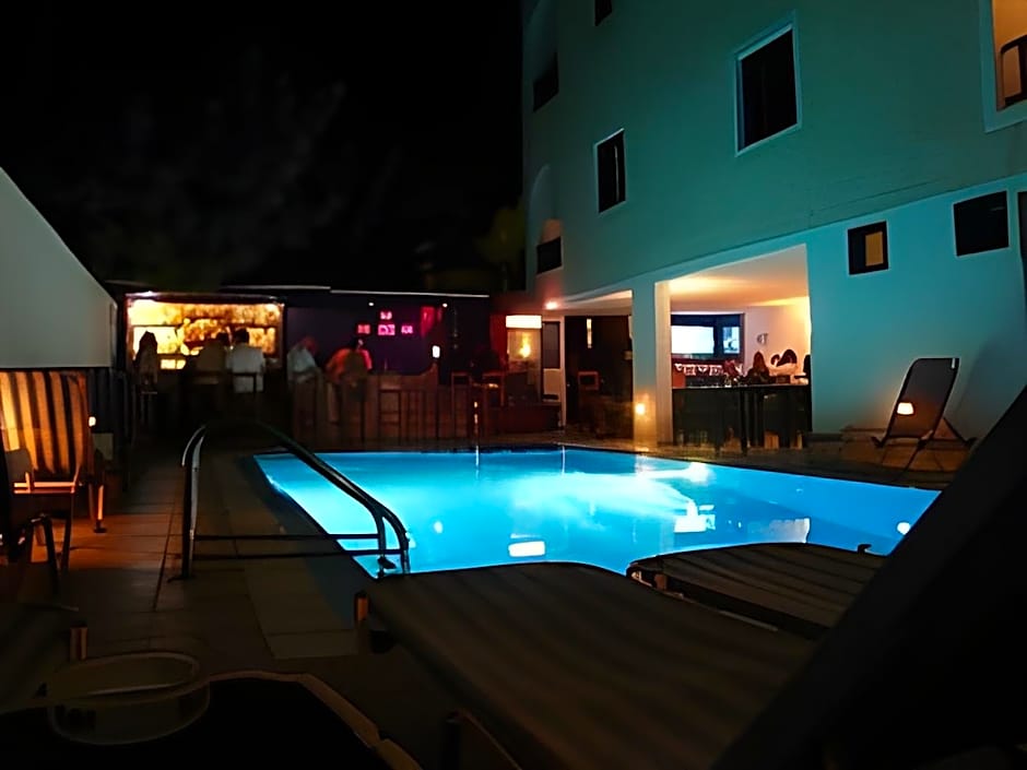 Anny Studios Perissa Beach