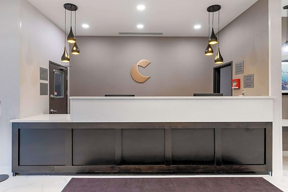 Comfort Inn & Suites