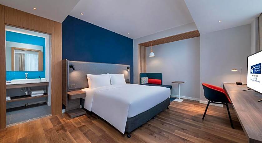 Holiday Inn Express Chongqing Zhongxian By IHG