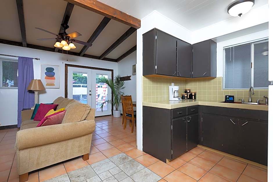 Float Palm Springs - Adults Only