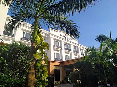La Franklin Hotel
