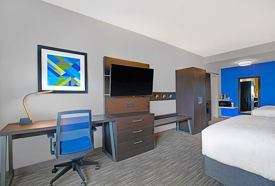 Holiday Inn Express And Suites Milwaukee - Brookfield By IHG