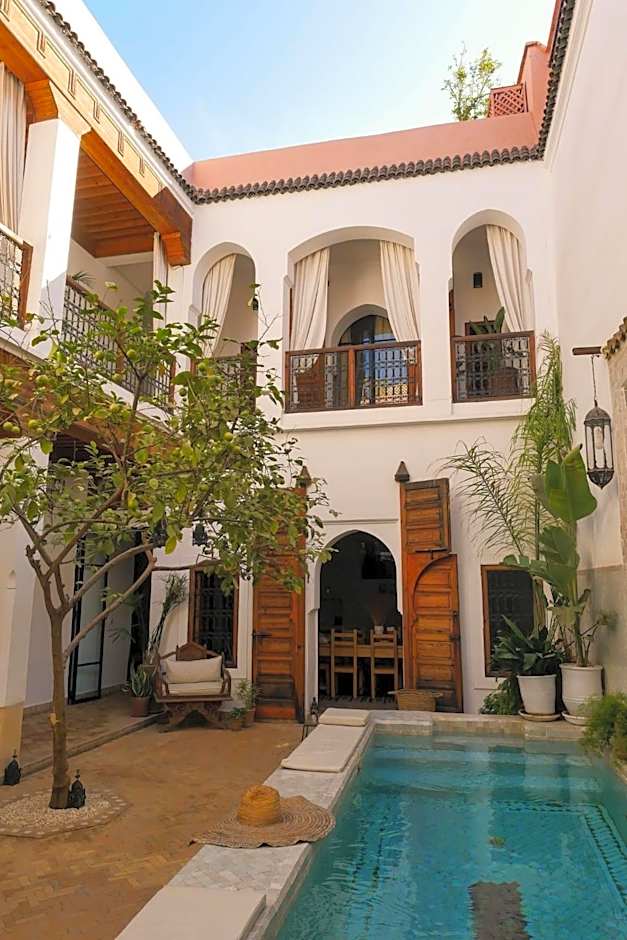 RIAD SAMAH