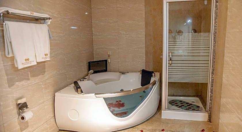 Tiffany Diamond Hotels - Makunganya Street