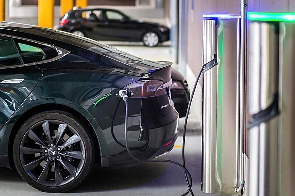 Hotel one66 (free parking garage)