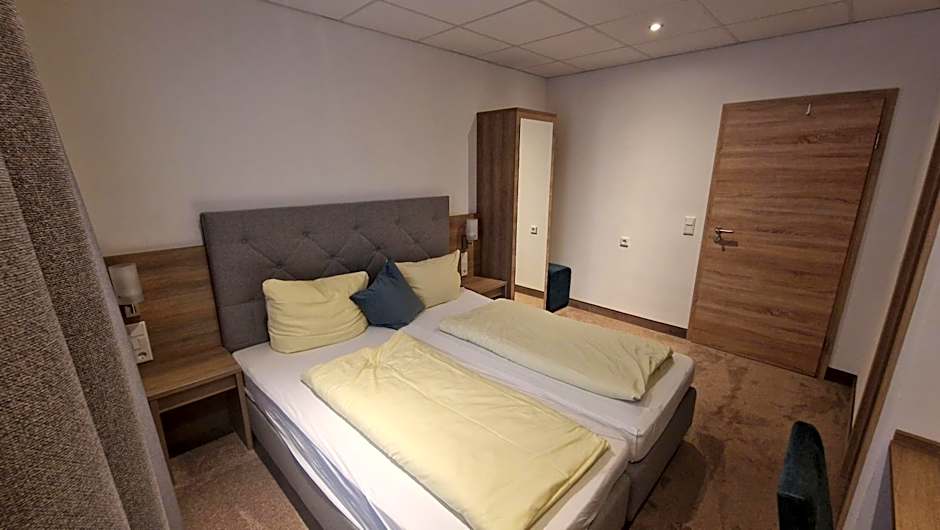 Schwarzer Adler - Hotel Garni