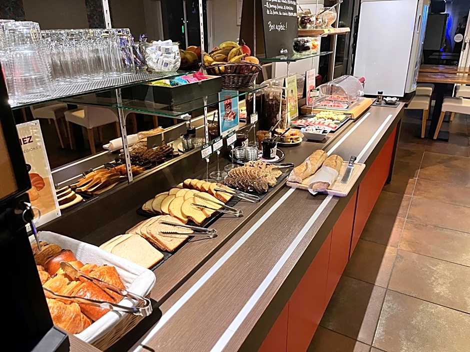 Brit Hotel Confort Montauban