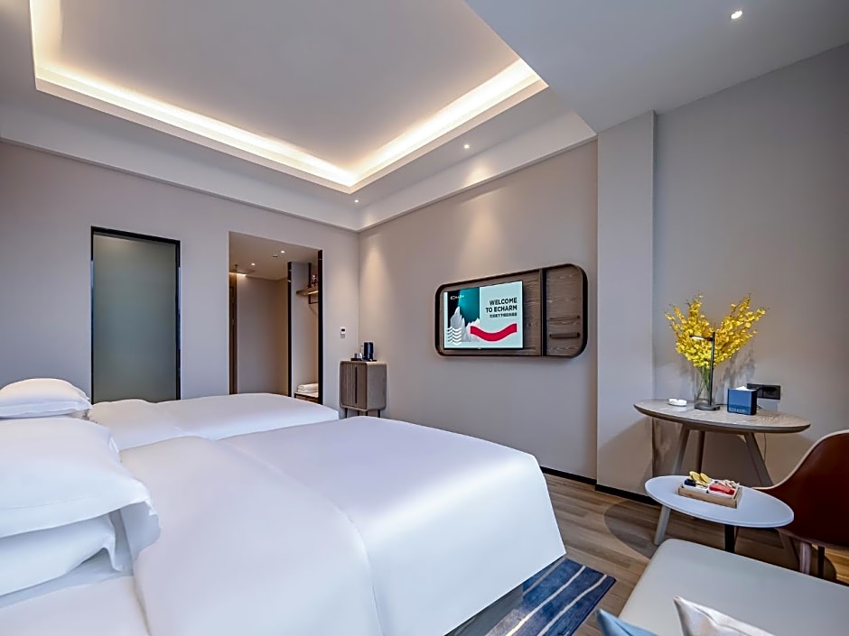 Echarm Hotel Hechi Bama