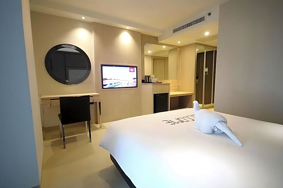 Shilat Avenue Pattaya