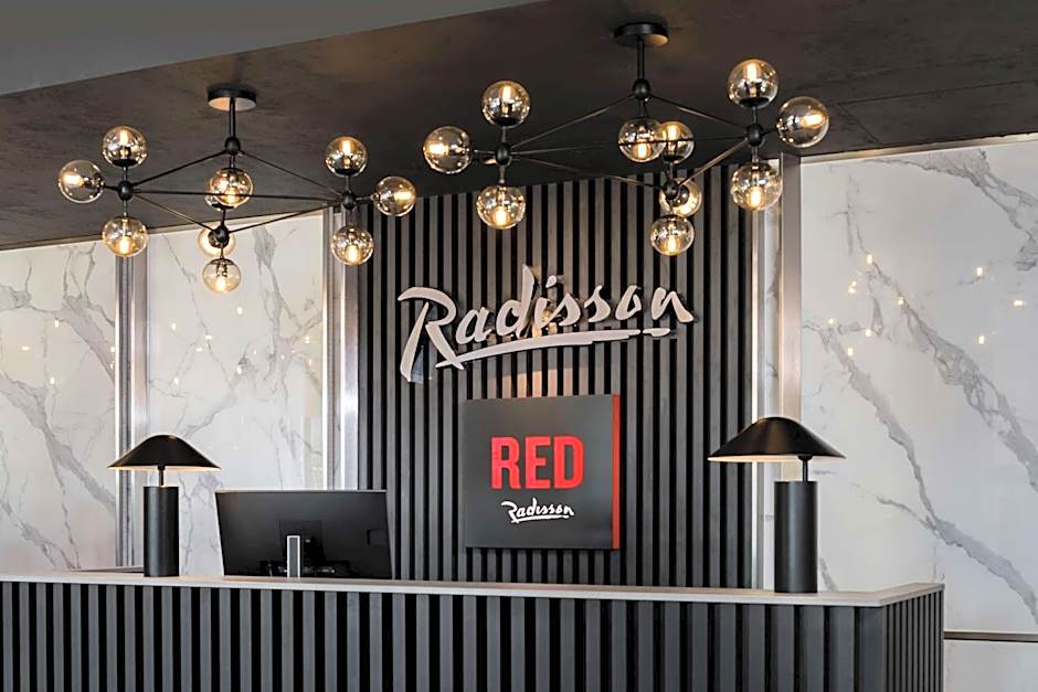 Radisson Red London Heathrow
