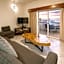 Hotel & Suites El Moro