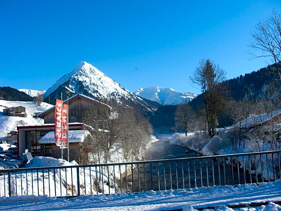 Das Schiff in den Bergen