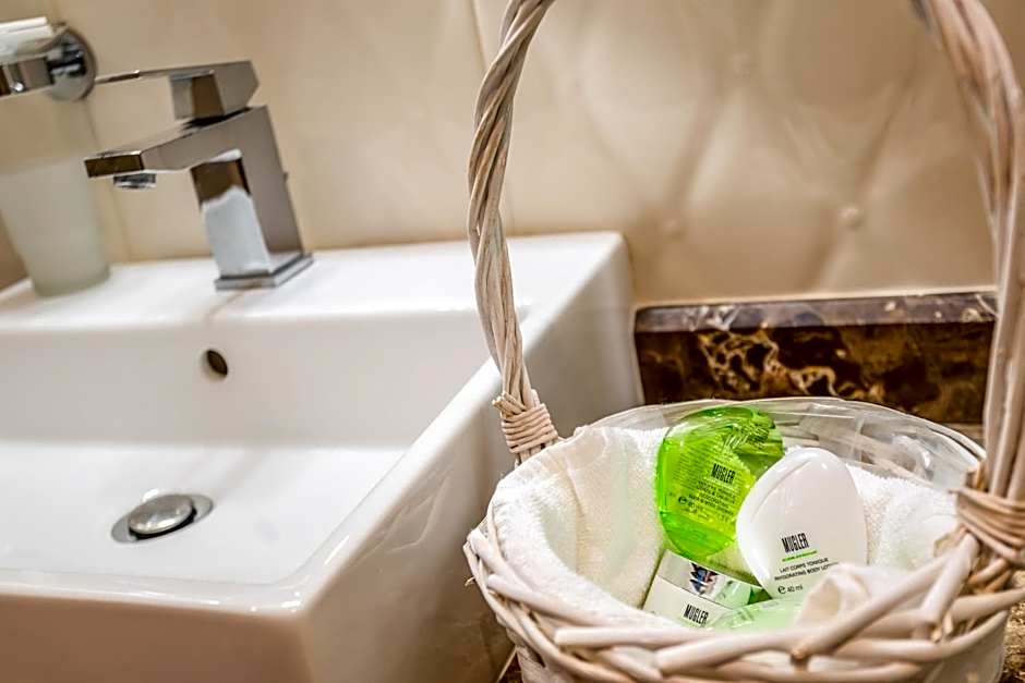 Galeon Residence & SPA