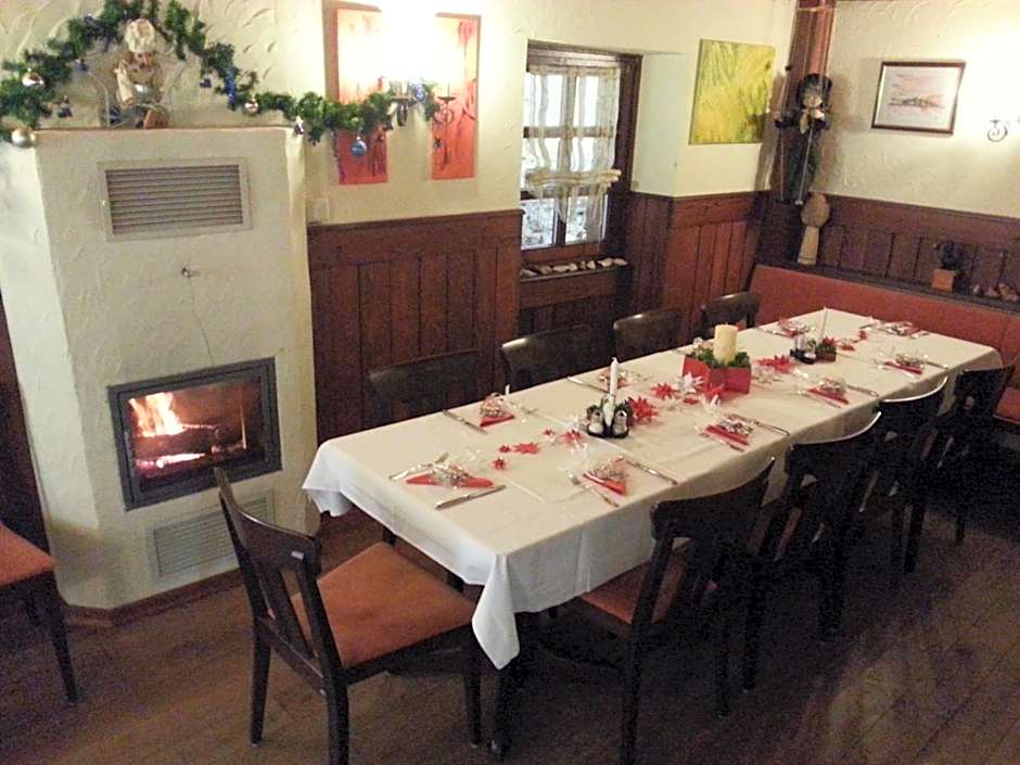 Adler Gaststube Hotel Biergarten