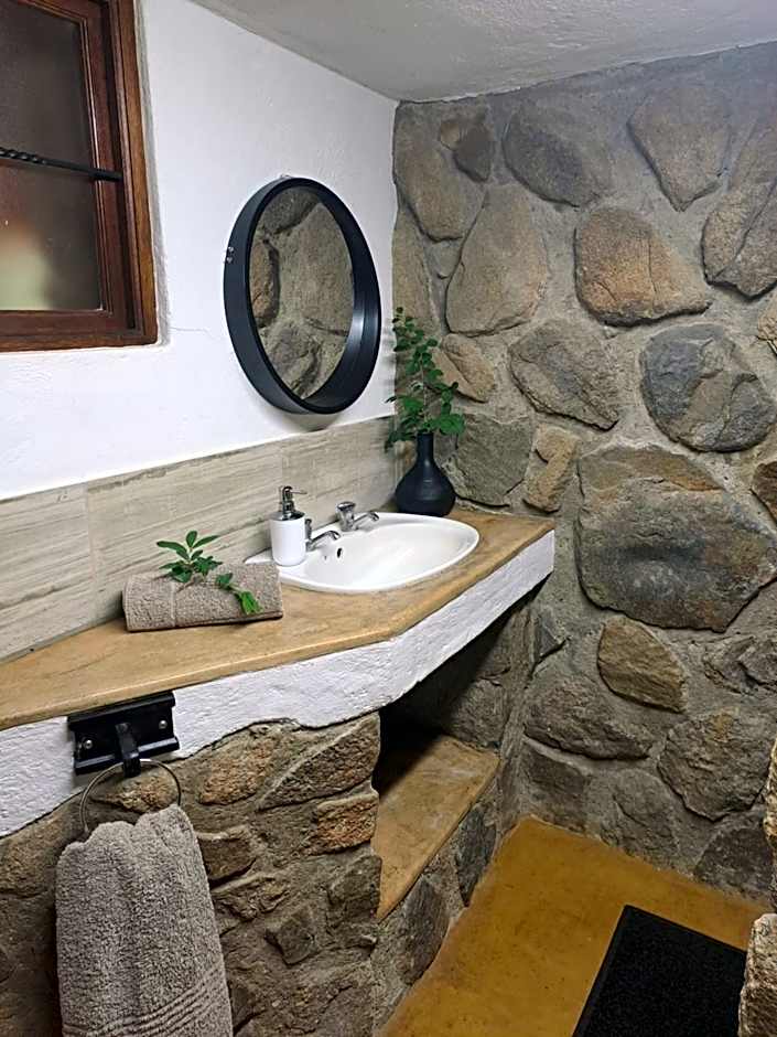 LittleBush Private Lodge