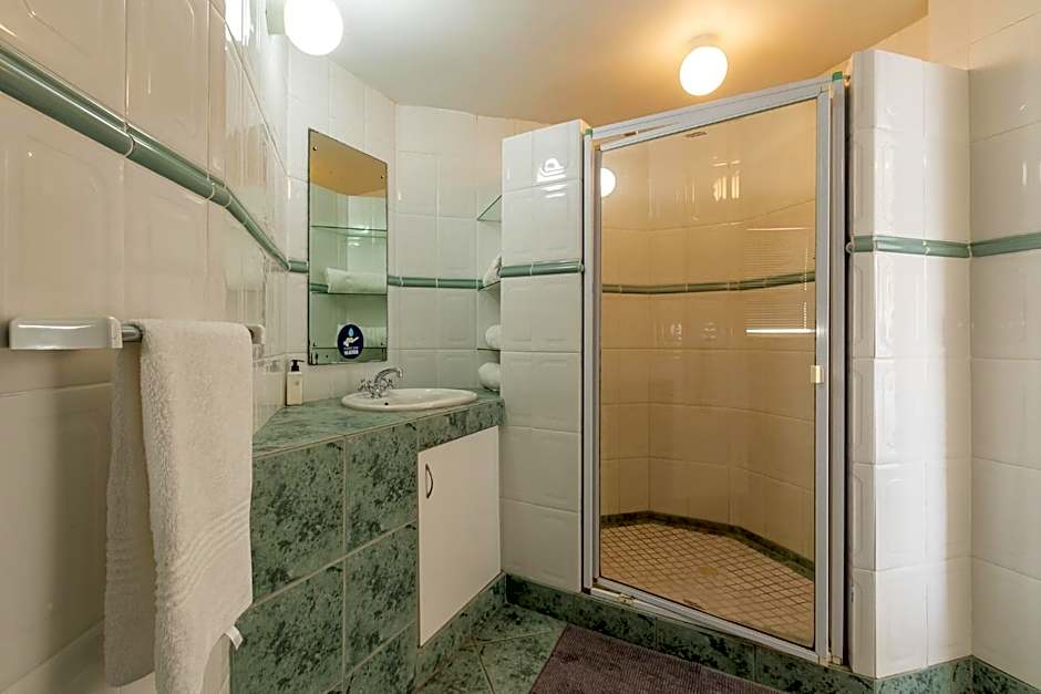 Admiralty Bed & Breakfast