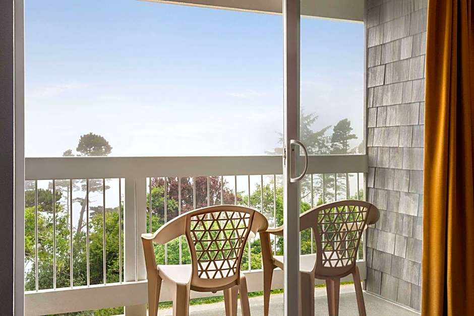 Travelodge by Wyndham Depoe Bay