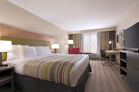 1 King Bed, Nonsmoking