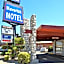 Maverick Motel - Modern Renovated Motel