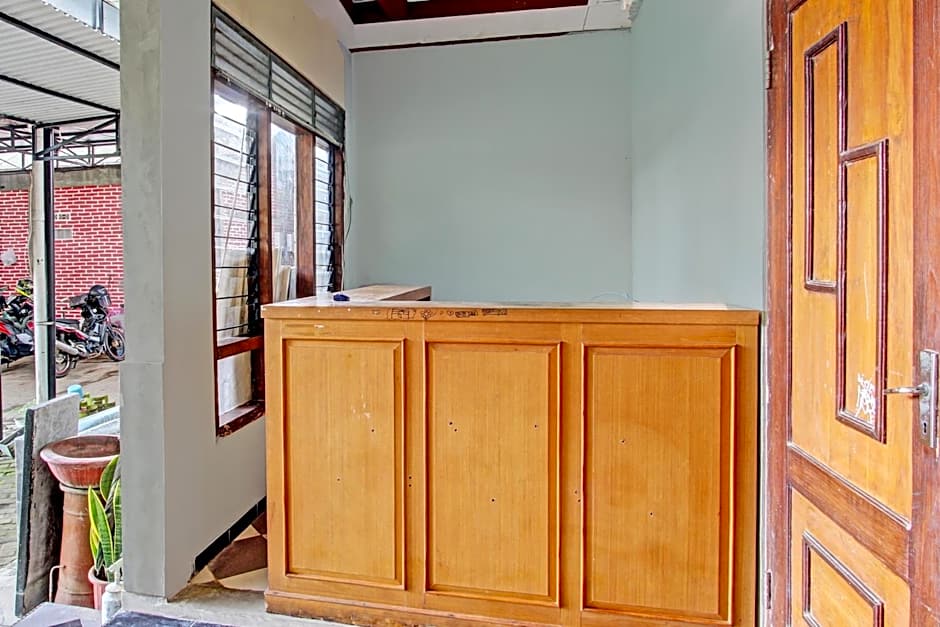 OYO 93660 New Family Hotel Syariah