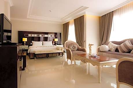 Executive Suite with Spa Bath